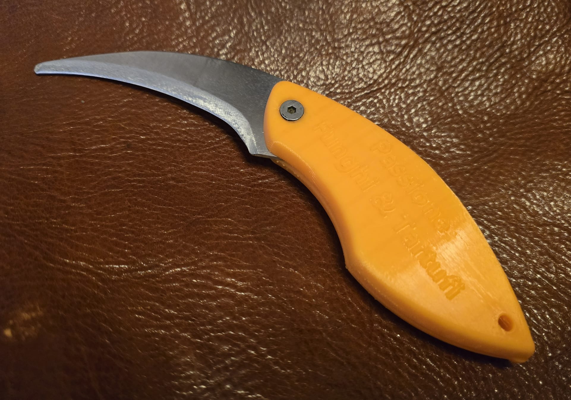 Coltello Tascabile Multifunzione Passione Funghi e Tartufi, Manico Arancione alta visibilità - immagine 3