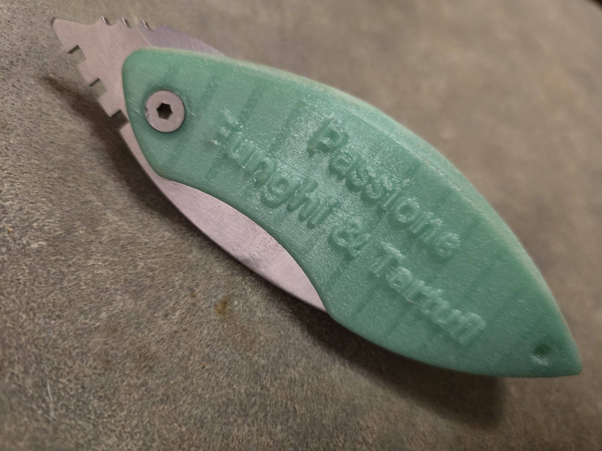 Coltello Tascabile multifunzione Passione Funghi e Tartufi, manico giada luminescente - immagine 2